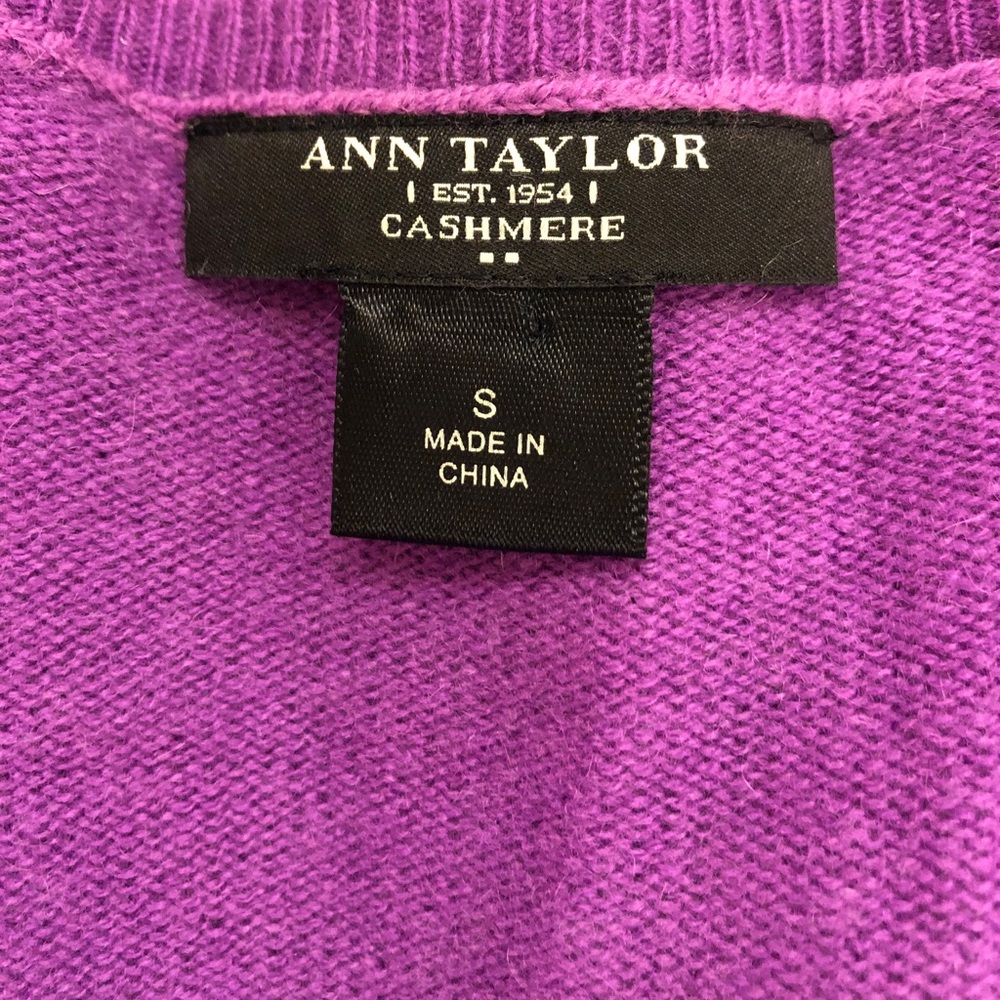 Ann Taylor Cashmere V-Neck Sweater
